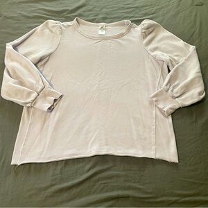 Long sleeved light purple sweatshirt sz large